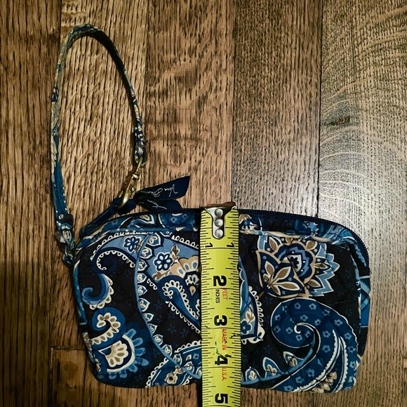 Vera Bradley | vintage navy paisley patterned wristlet - Picture 4 of 7